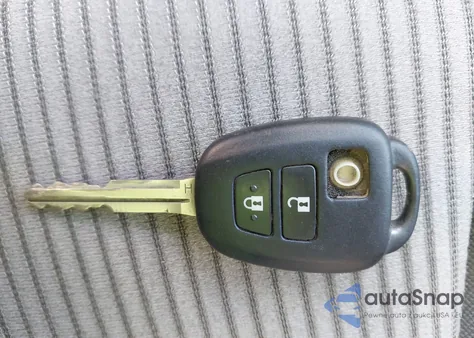 2014 Toyota Rav4 Le z USA, uszkodzony, nr VIN JTMZFREVXED039323